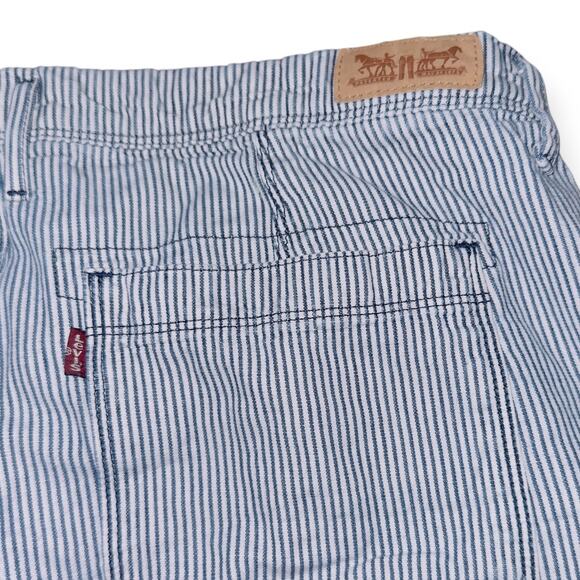 Striped Levi Shorts - Picture 4 of 5